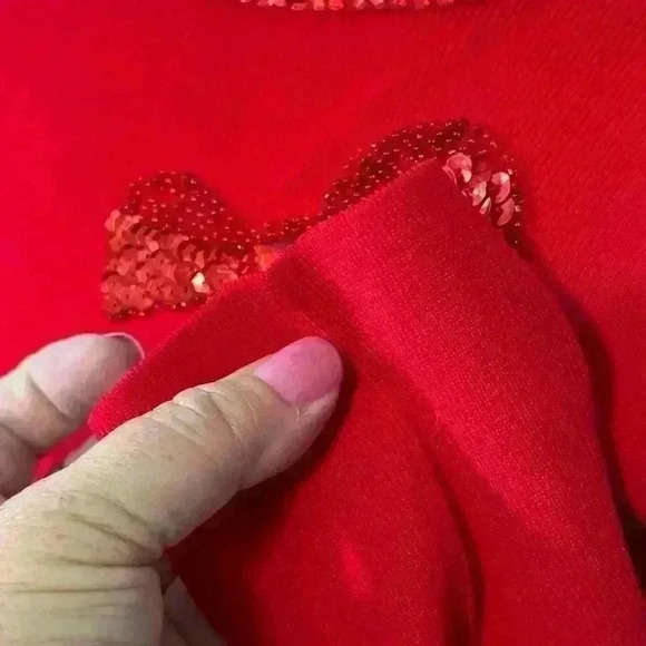 Kikit Red Holiday Sequin Bow Sweater. Womens Sz M.  Pull On. Key Hole Back. - Picture 3 of 7